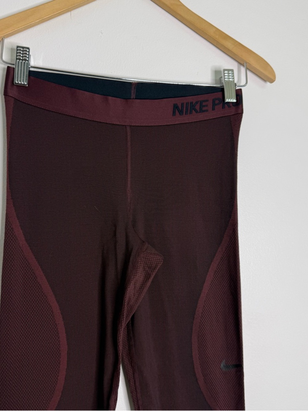 Nike Pro Hyperwarm Leggings Small Purple Compression Training Tights - Picture 3 of 7